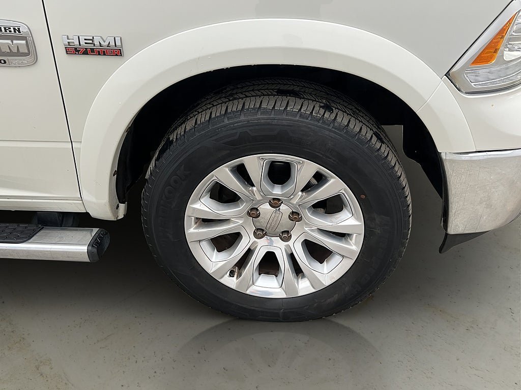 Vehicle Image 36