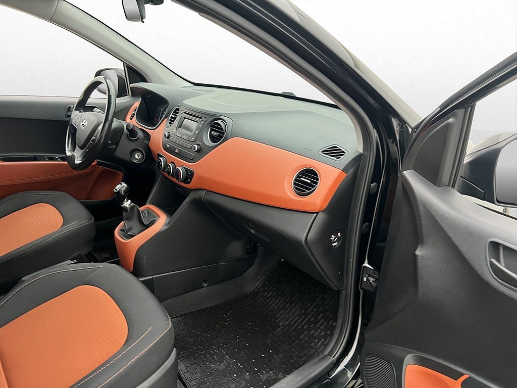 Vehicle Image 20