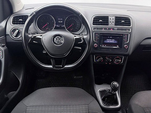 Vehicle Image 16