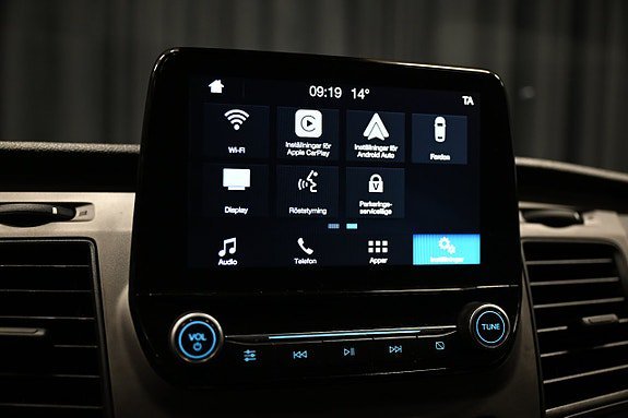 Vehicle Image 15