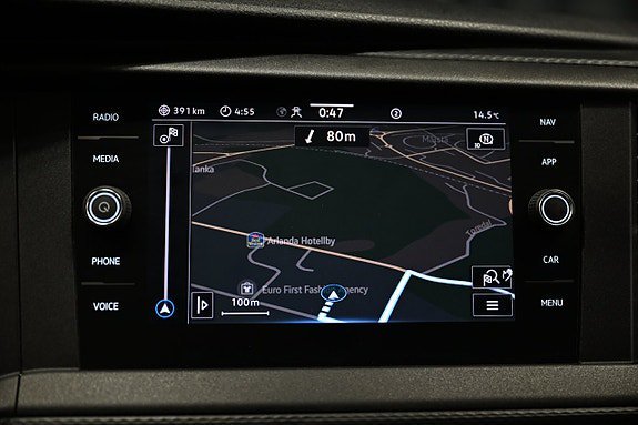 Vehicle Image 23