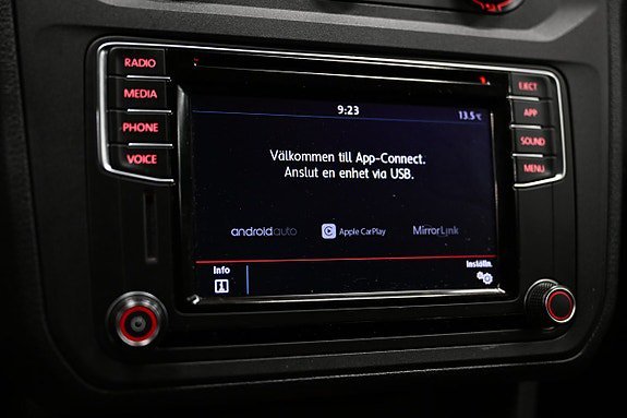 Vehicle Image 27