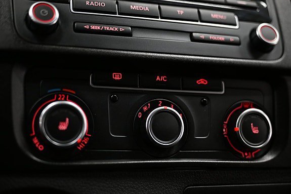 Vehicle Image 28