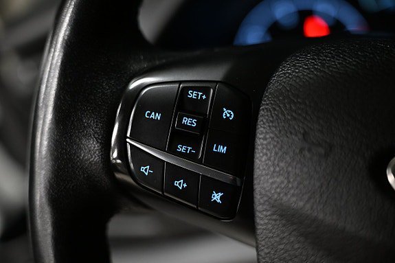 Vehicle Image 29
