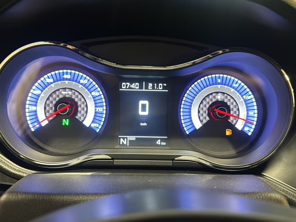 Vehicle Image 13