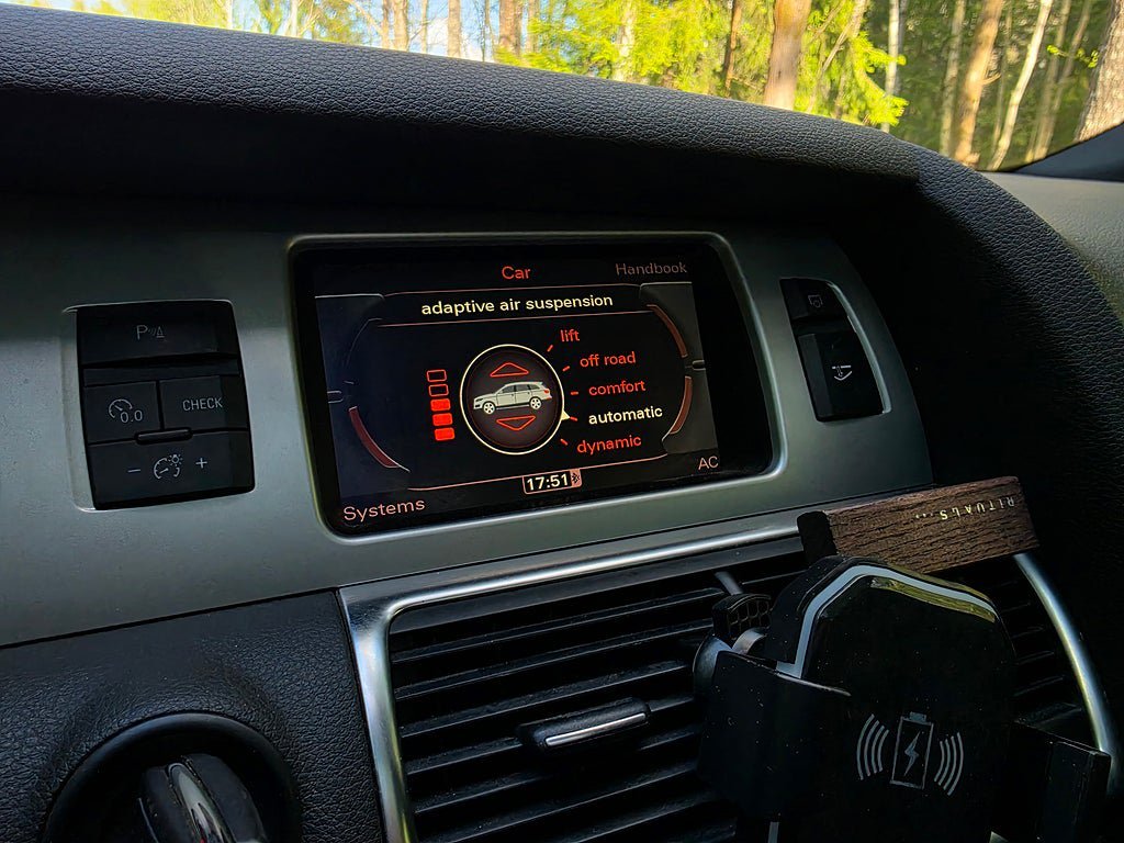 Vehicle Image 24