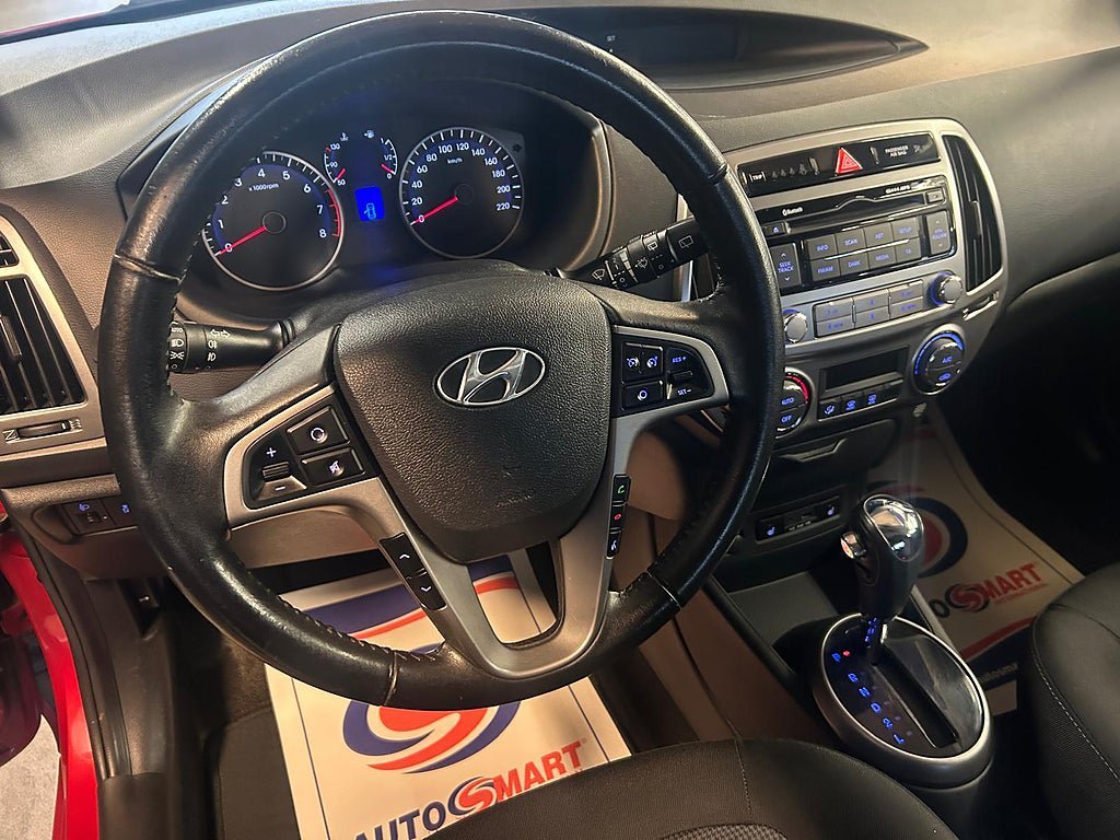 Vehicle Image 22