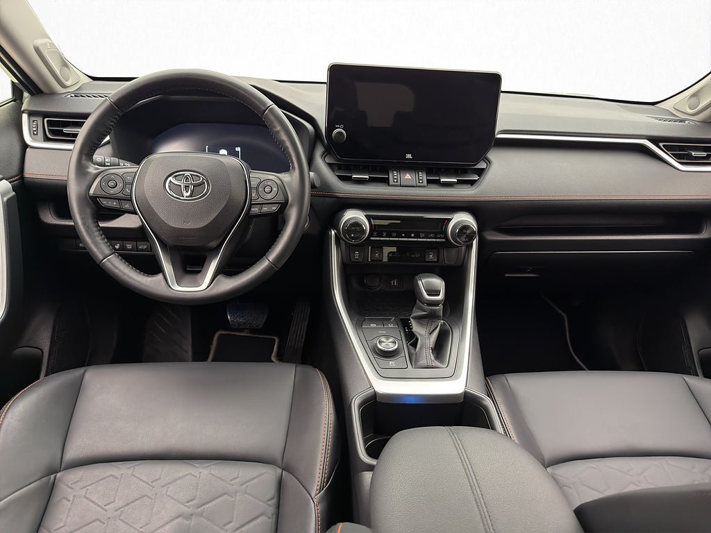 Vehicle Image 15