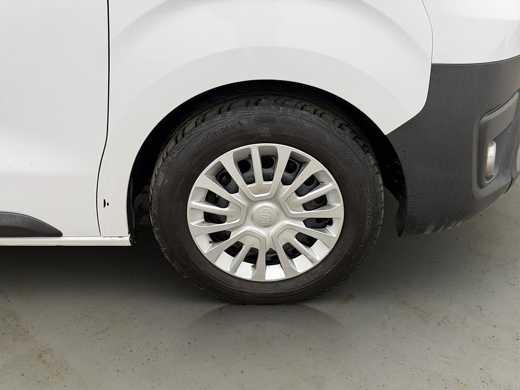 Vehicle Image 33