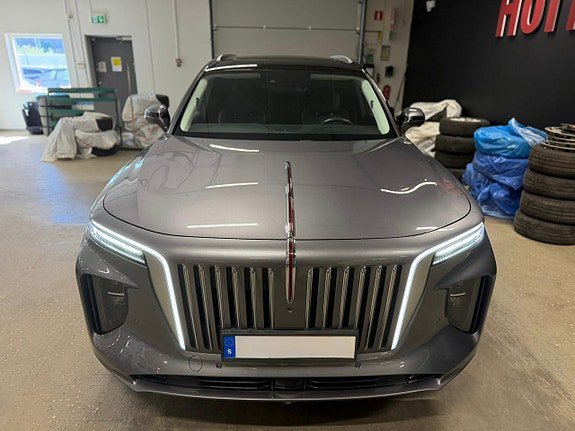 Vehicle Image 11