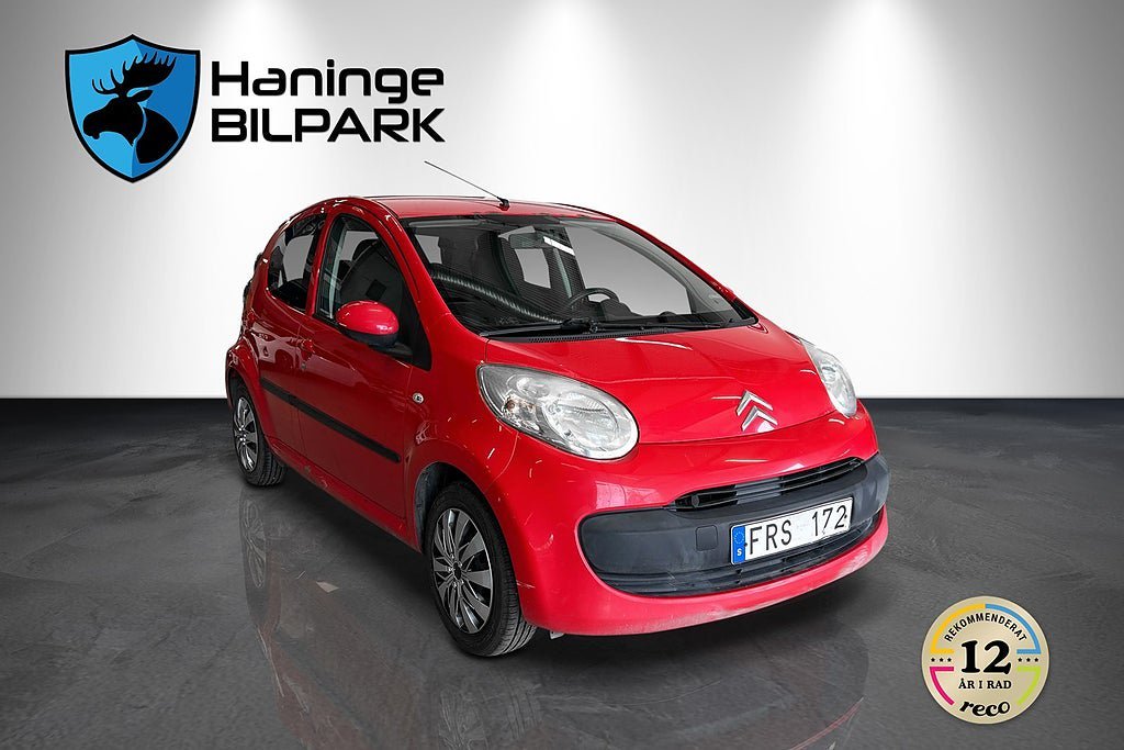 Vehicle Image 9