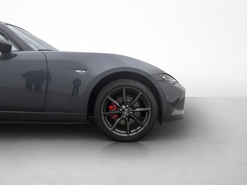 Vehicle Image 12