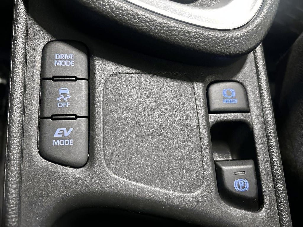 Vehicle Image 23