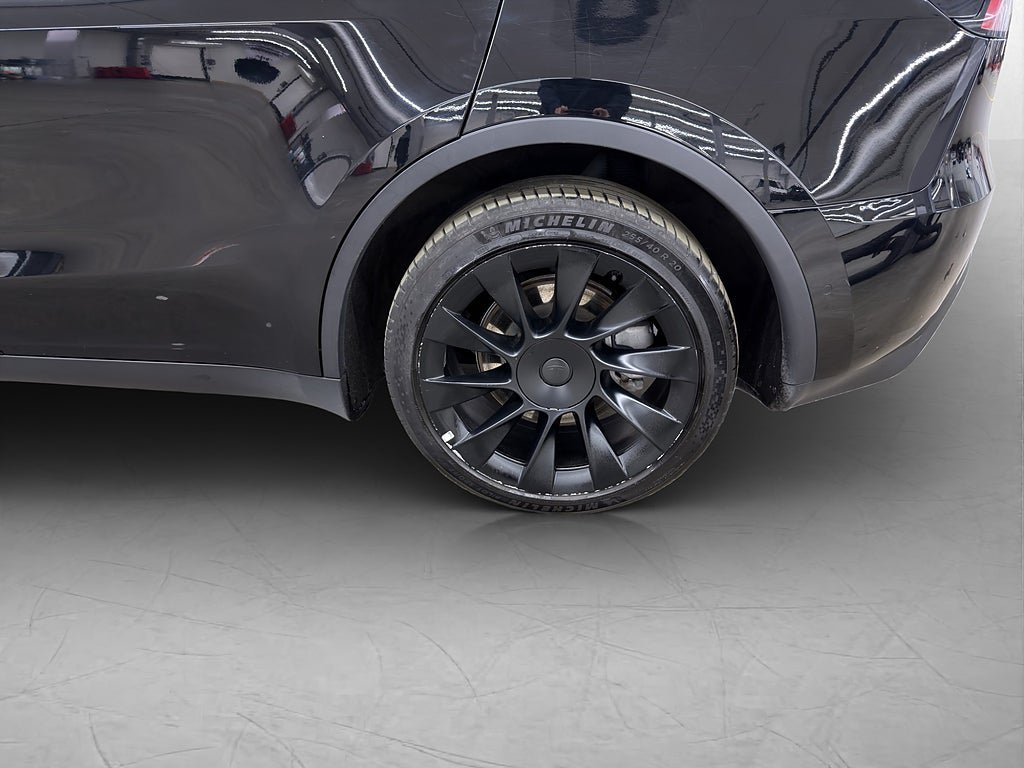 Vehicle Image 30