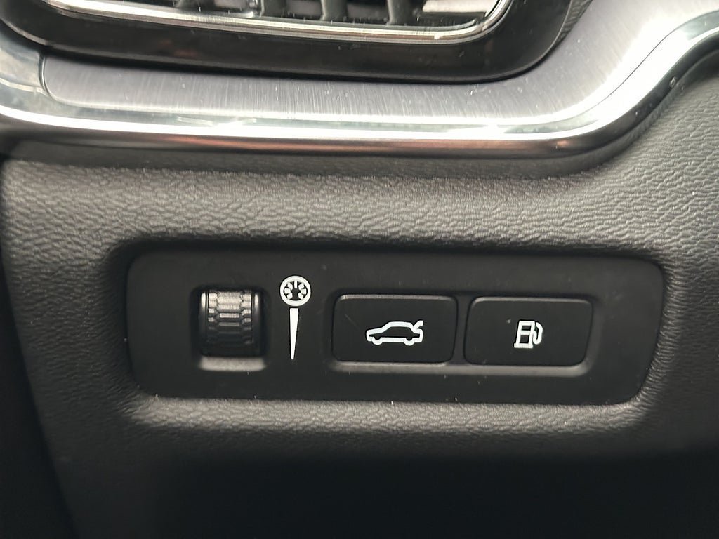 Vehicle Image 27