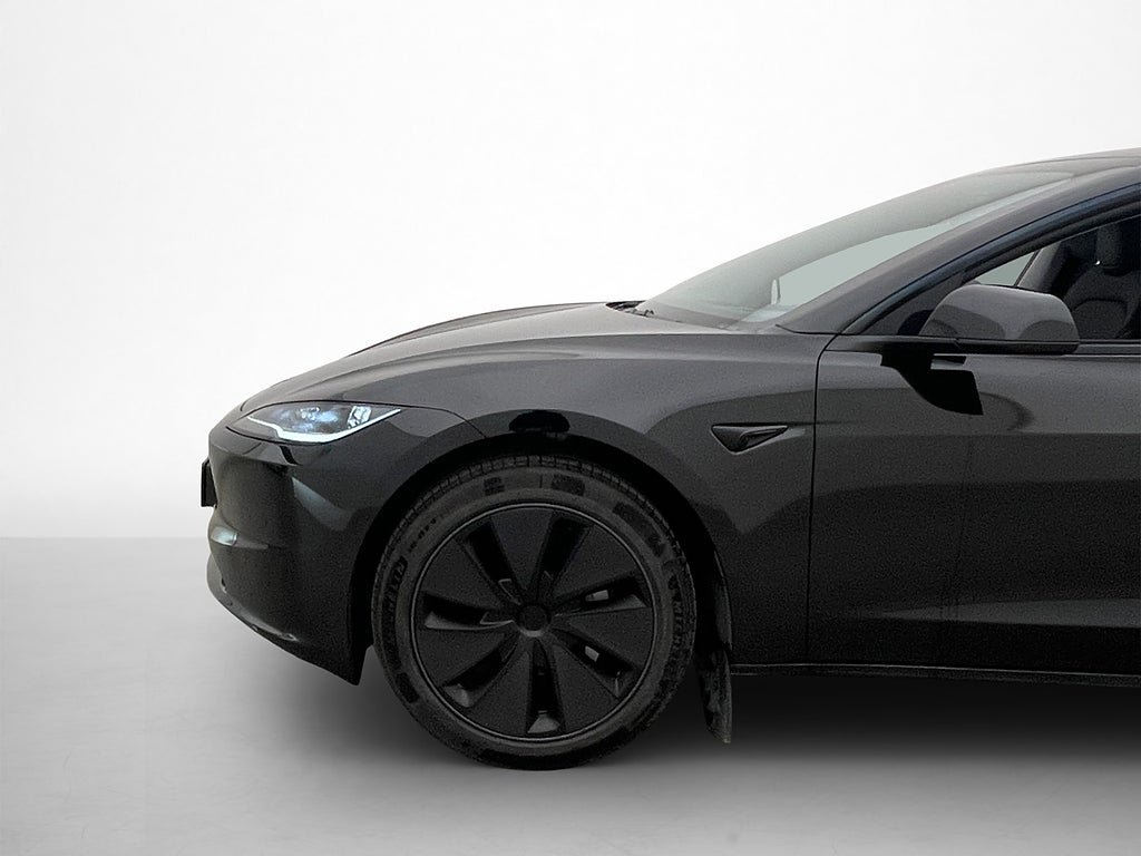 Vehicle Image 31