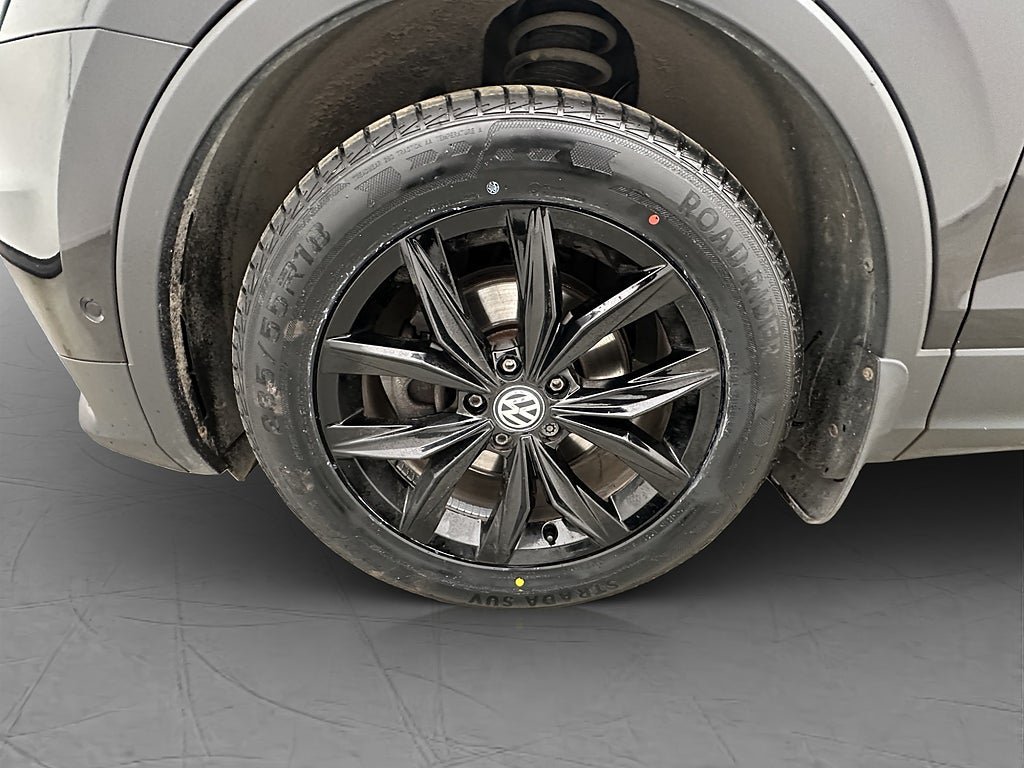 Vehicle Image 27