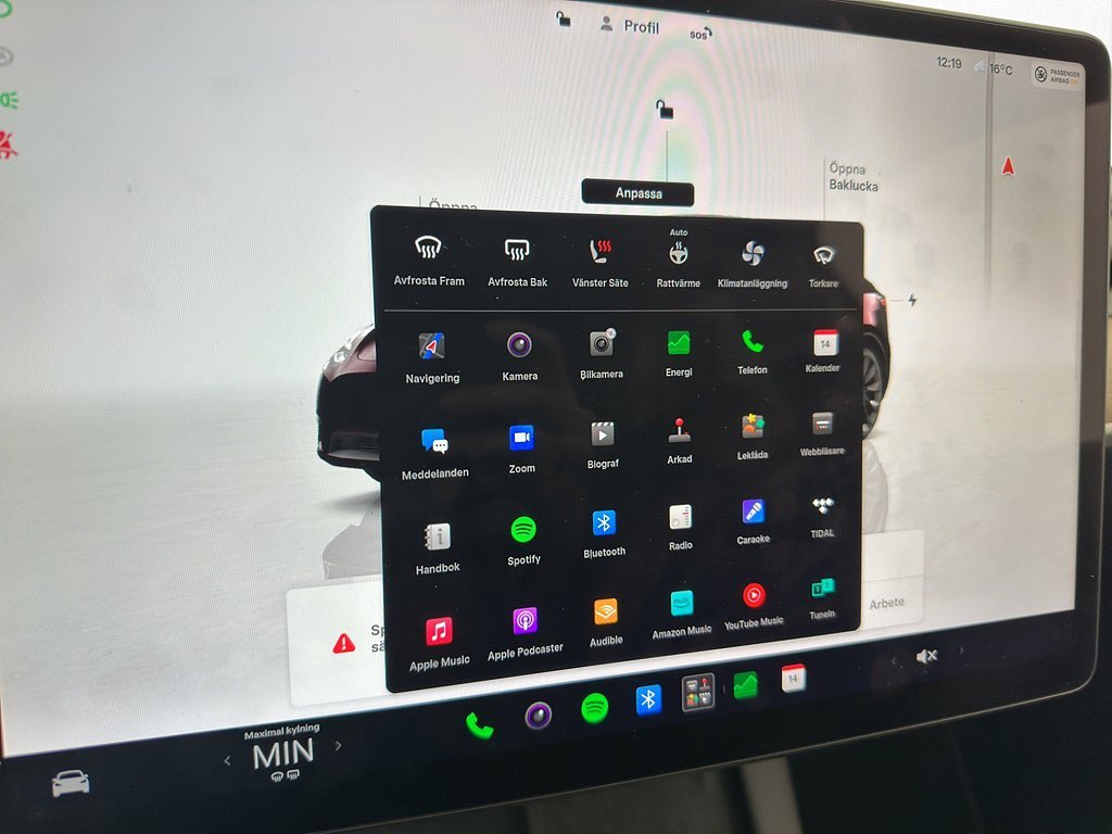 Vehicle Image 15