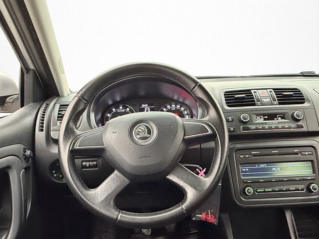 Vehicle Image 14