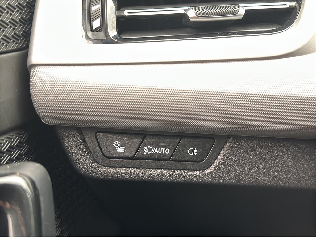 Vehicle Image 26