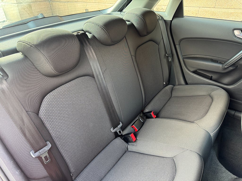 Vehicle Image 16
