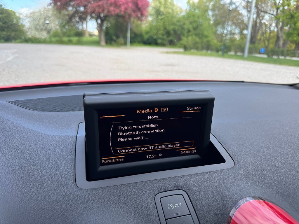 Vehicle Image 22