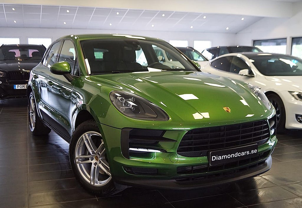 Vehicle Image 9
