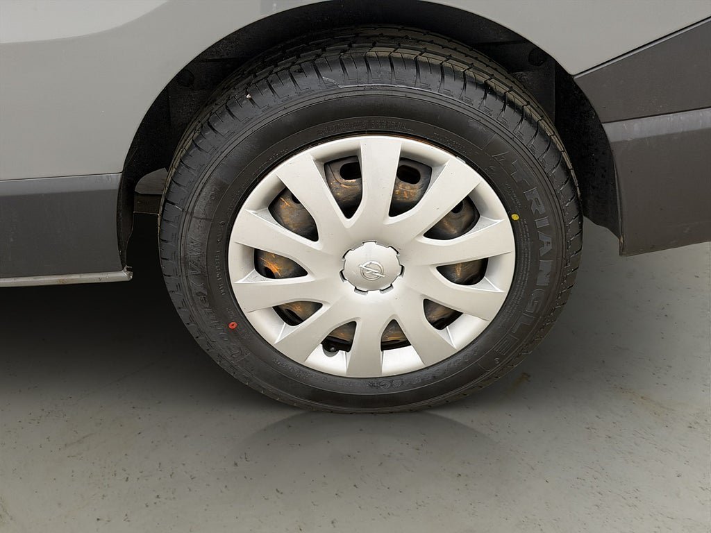 Vehicle Image 26