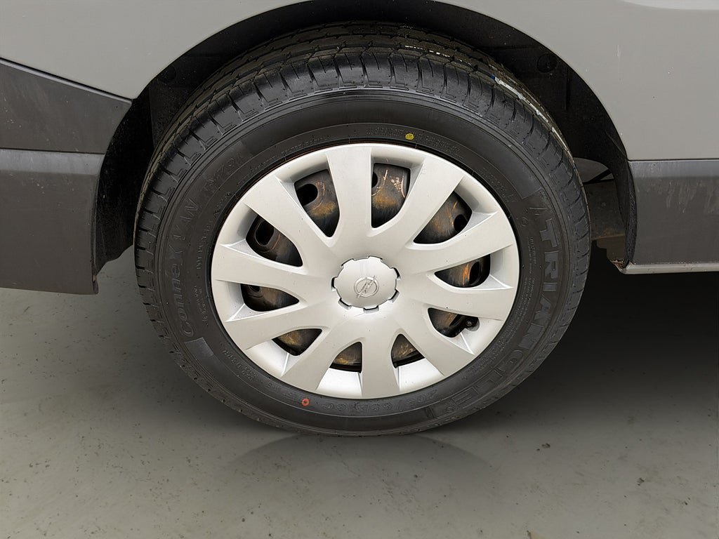 Vehicle Image 27