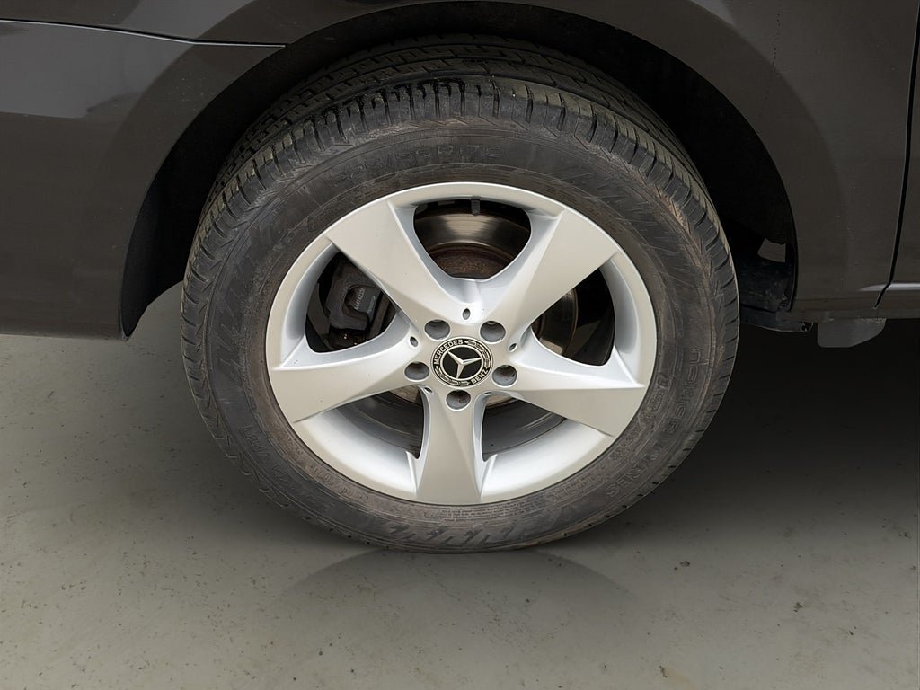 Vehicle Image 31