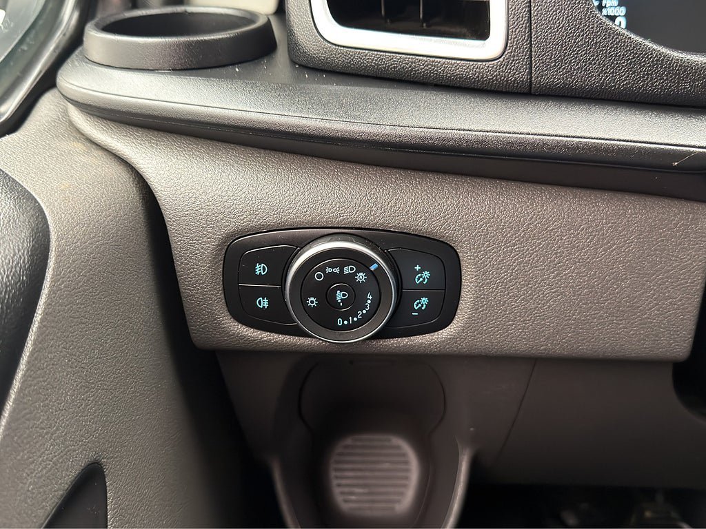 Vehicle Image 33