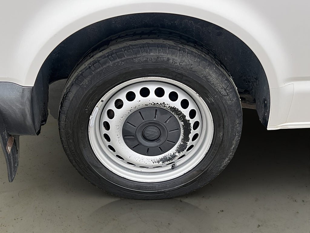 Vehicle Image 27