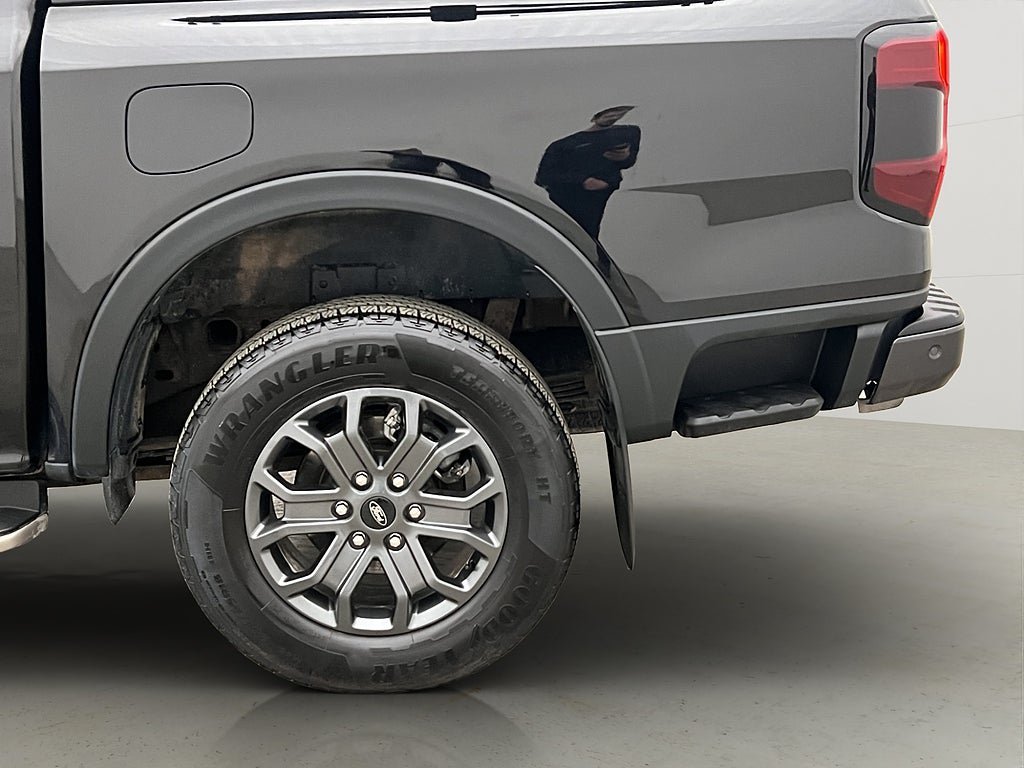 Vehicle Image 37