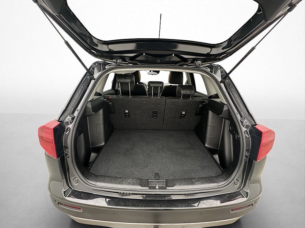 Vehicle Image 9