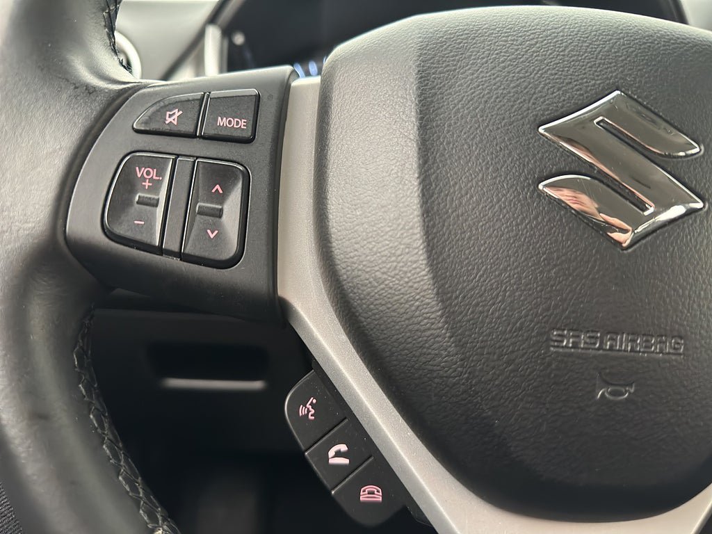 Vehicle Image 17