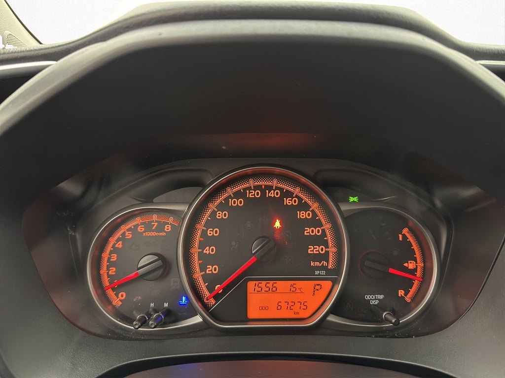 Vehicle Image 16