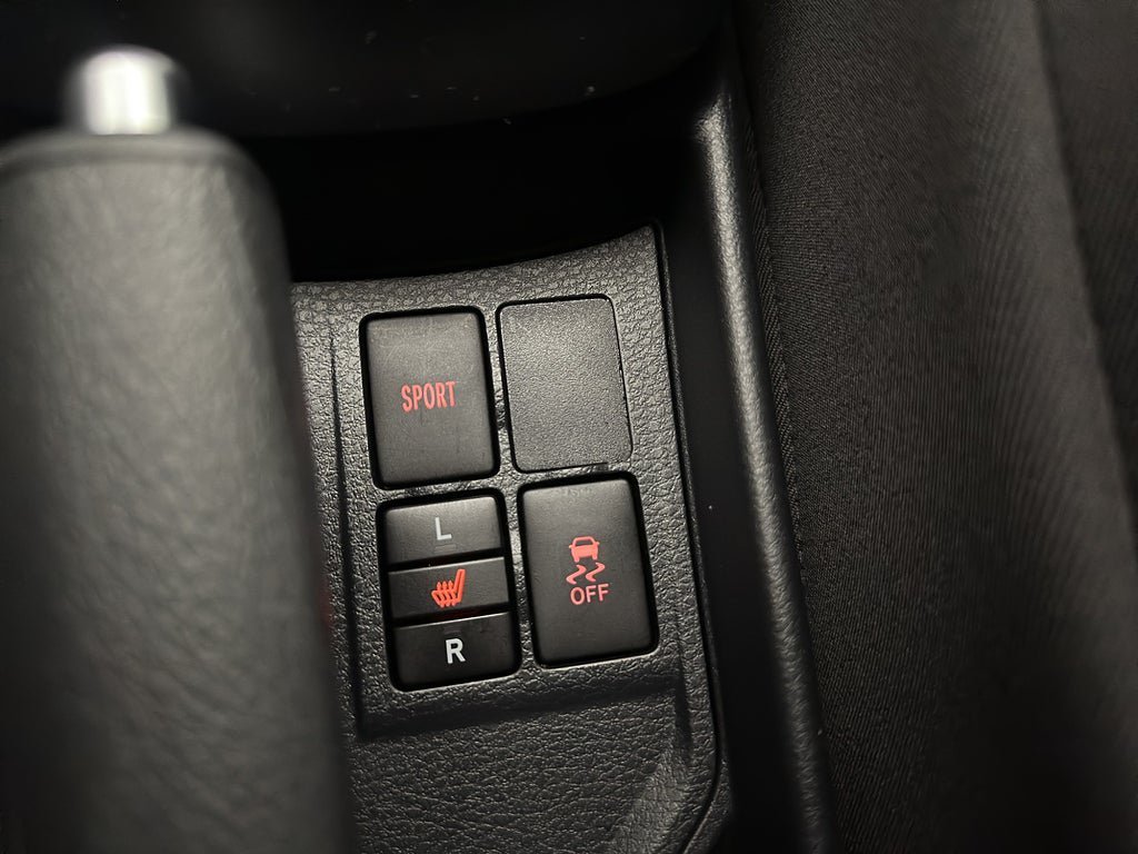 Vehicle Image 24
