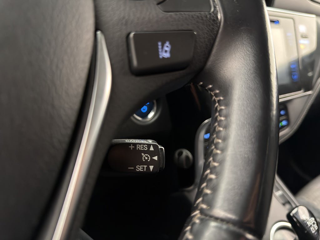 Vehicle Image 17