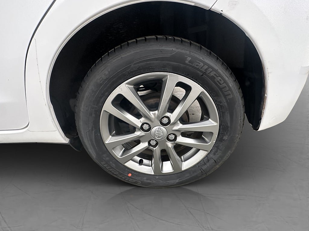 Vehicle Image 31