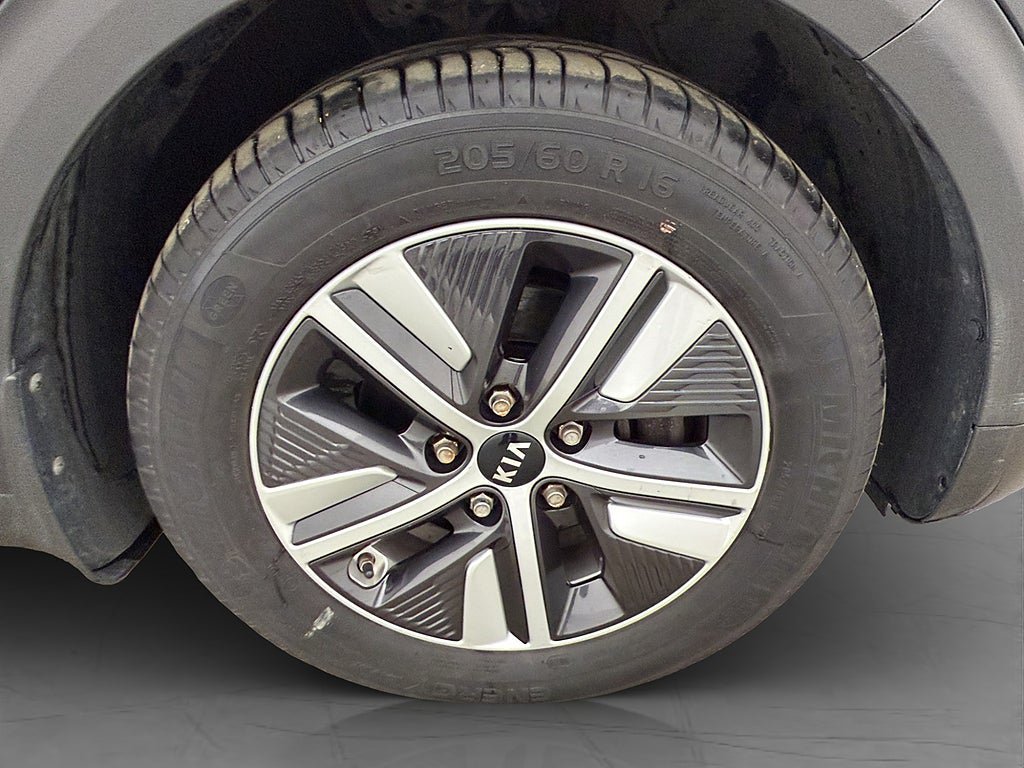 Vehicle Image 31