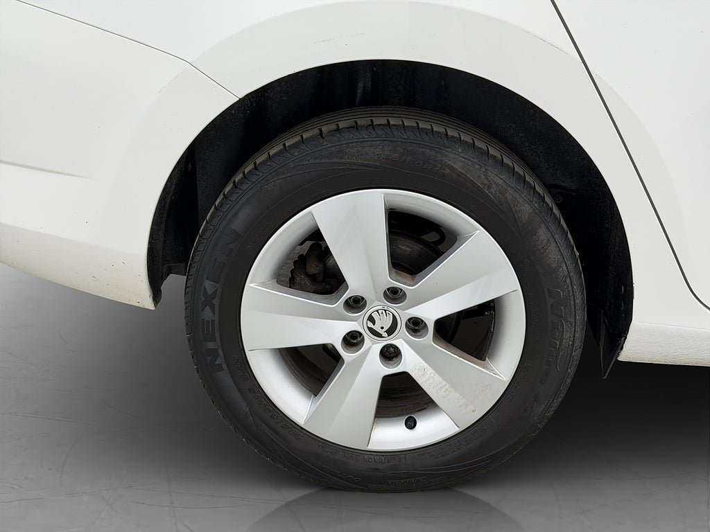 Vehicle Image 31