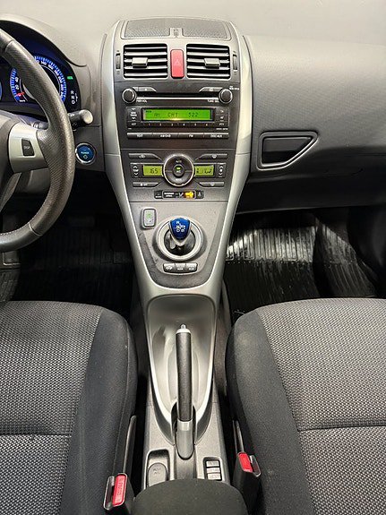 Vehicle Image 14