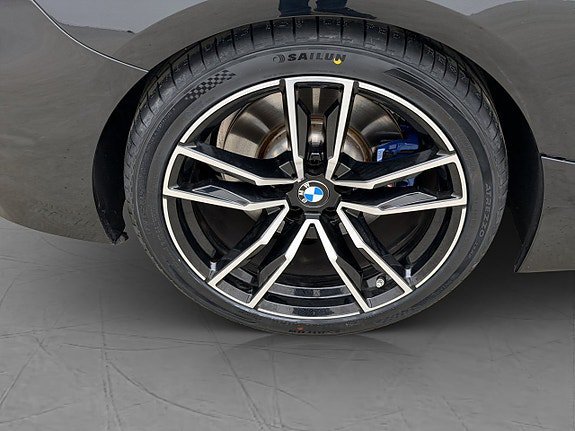 Vehicle Image 28