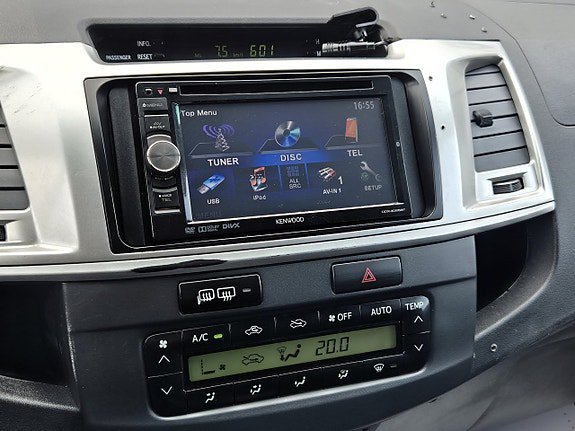 Vehicle Image 18