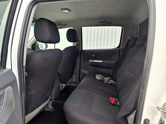 Vehicle Image 24