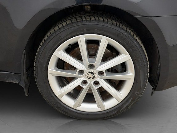Vehicle Image 33