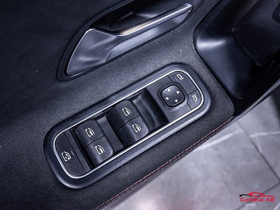 Vehicle Image 26