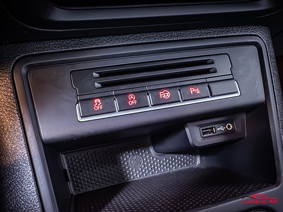 Vehicle Image 27