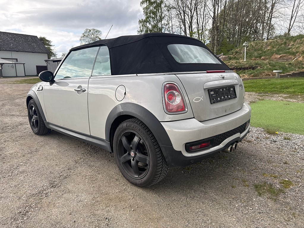 Vehicle Image 26