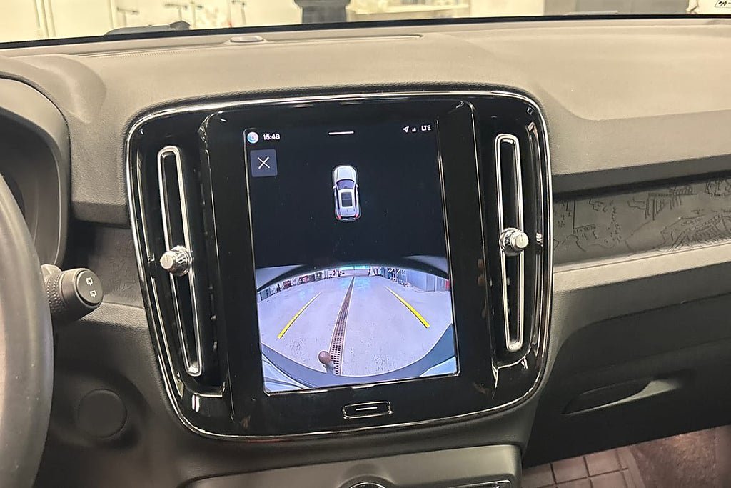 Vehicle Image 17